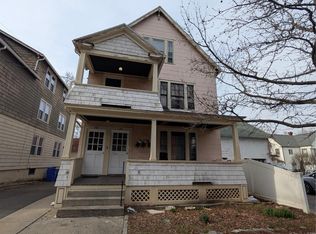 128 Grand St #3, Middletown, CT 06457