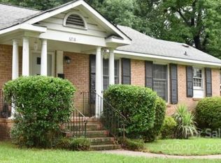 6718 Woodstream Dr, Charlotte, NC 28210