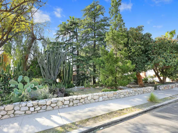 10425 Pinyon Ave, Tujunga, CA 91042