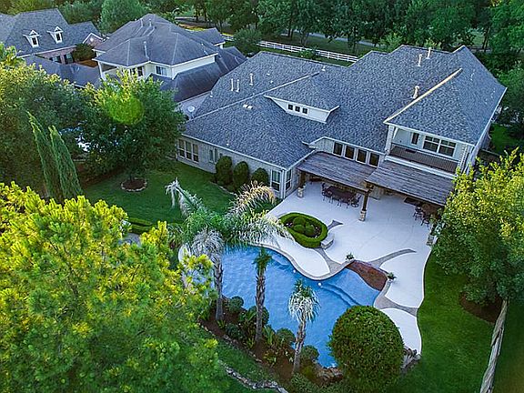 4th image of 24011 Earthstone Dr