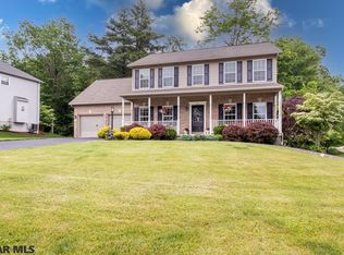 105 Hunter Wood Way, Port Matilda, PA 16870