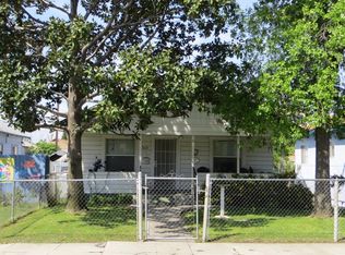 2621 L St, Bakersfield, CA 93301