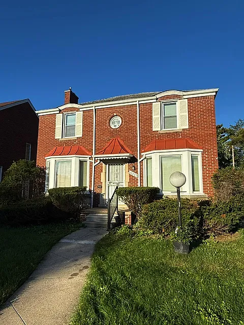 3 bed, 1.5 bath, 1484 sqft, $1,350 — Photo 2