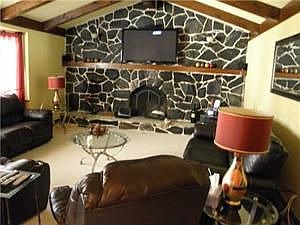 5th image of 50 Woodcreek Ln