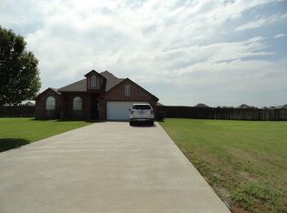 87 NE Coyote Dr, Fletcher, OK 73541