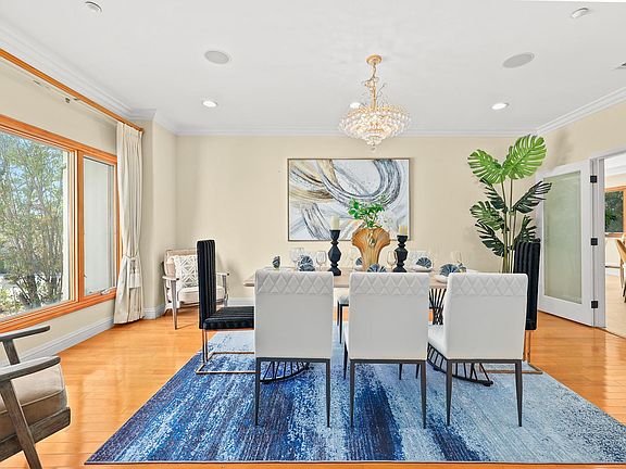 2nd image of 553 S Michillinda Ave #0