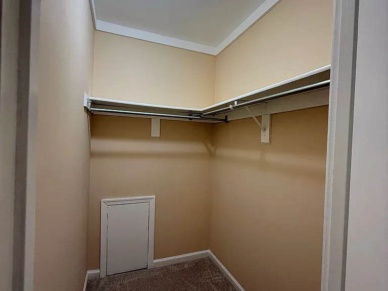 6921 Lafayette Park Dr — Photo 3