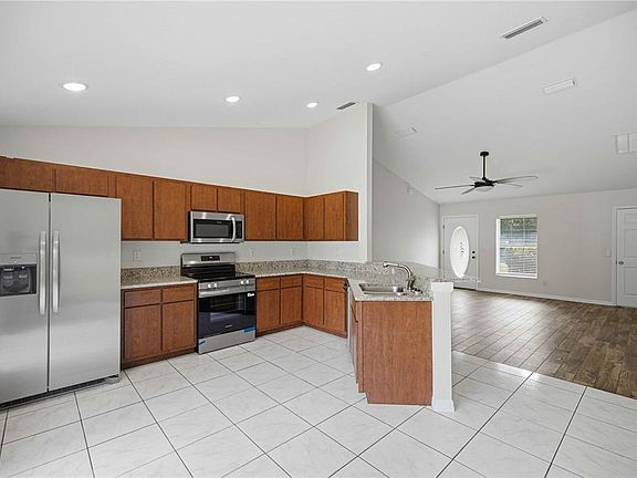 3rd image of 5522 NW 60TH TERRACE