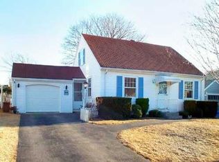30 Fatima Dr, Bristol, RI 02809