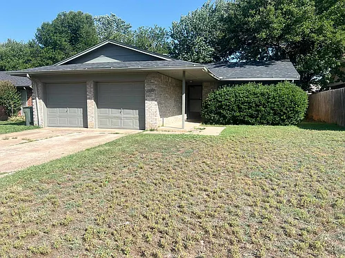 413 Meadow Lake Dr Photo 1