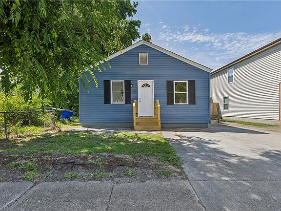 2nd image of 1079 Johnstons Rd