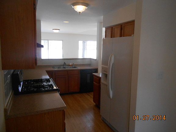 3rd image of 8906 W Heathwood Cir