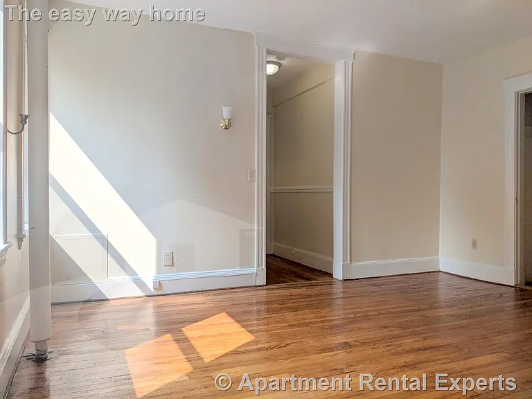 10 Agassiz St #7 — Photo 5