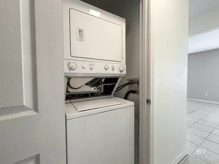5652 Dee St #A — Photo 23