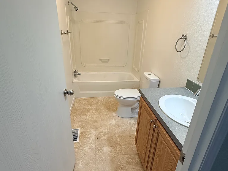 8980 Jackie Ln SE — Photo 10