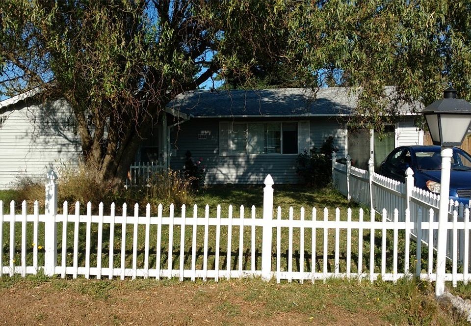 1st image of 8401 Queets Dr NE
