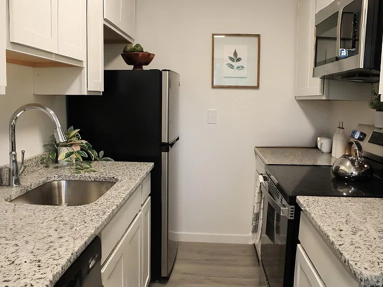 Garrison Edge - Kitchen 2
