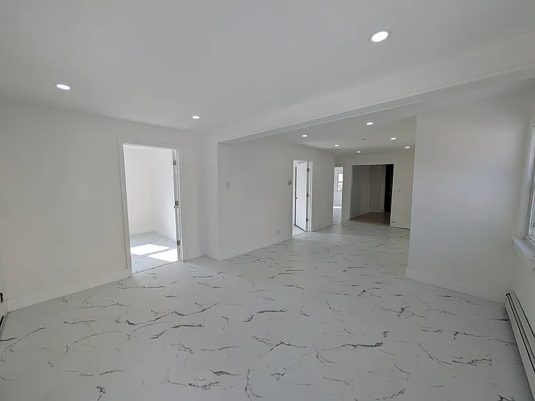 25 Bloomfield Ave #1 — Photo 13