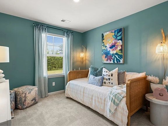 5th image of 1868 SE Holmsey Cir