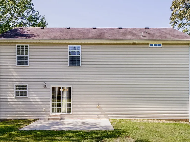 328 Slippery Rock Dr — Photo 15