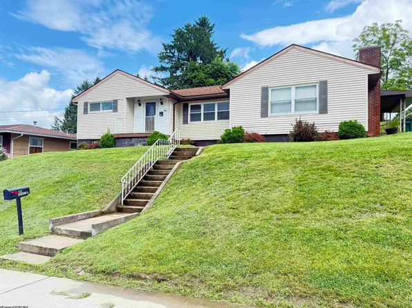 222 Blackwell St, Bridgeport, WV 26330