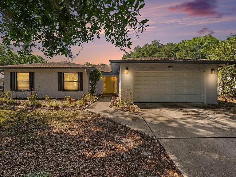 851 Rolling Woods Ln — Photo 1