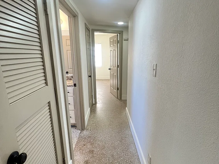 6819 E 21st Ave — Photo 25