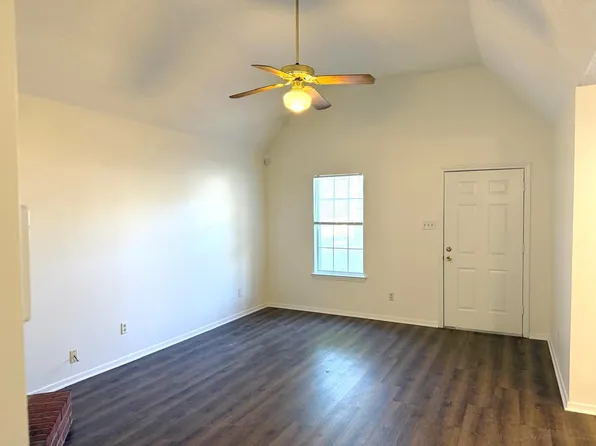 4450 Cedar Creek Cv, Memphis, TN 38141