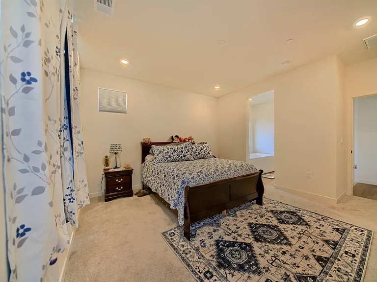 2132 Emerald Ranch Rd — Photo 6