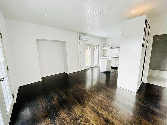 5th image of 3965 Cumberland Ave #A9717427b