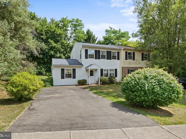 1631 Manor Blvd, Lancaster, PA 17603
