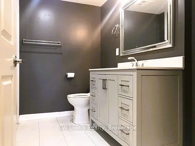 298 Jarvis St #408 — Photo 13