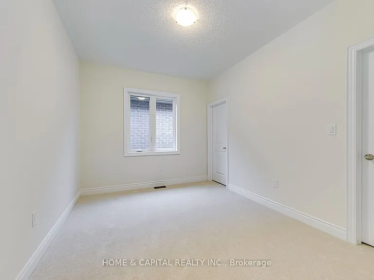 59 William Crawley Way — Photo 32