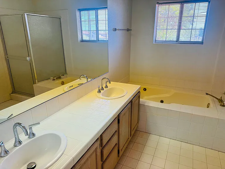 226 Camino Cortina — Photo 18