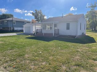 3421 E Leafdale Ave, Decatur, IL 62521