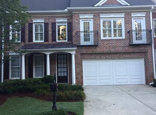 4806 Village Green Dr, Roswell, GA 30075