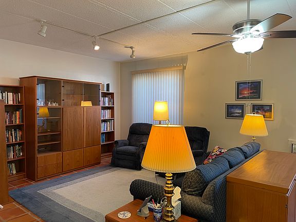 3rd image of 9118 Elmwood Dr #1G