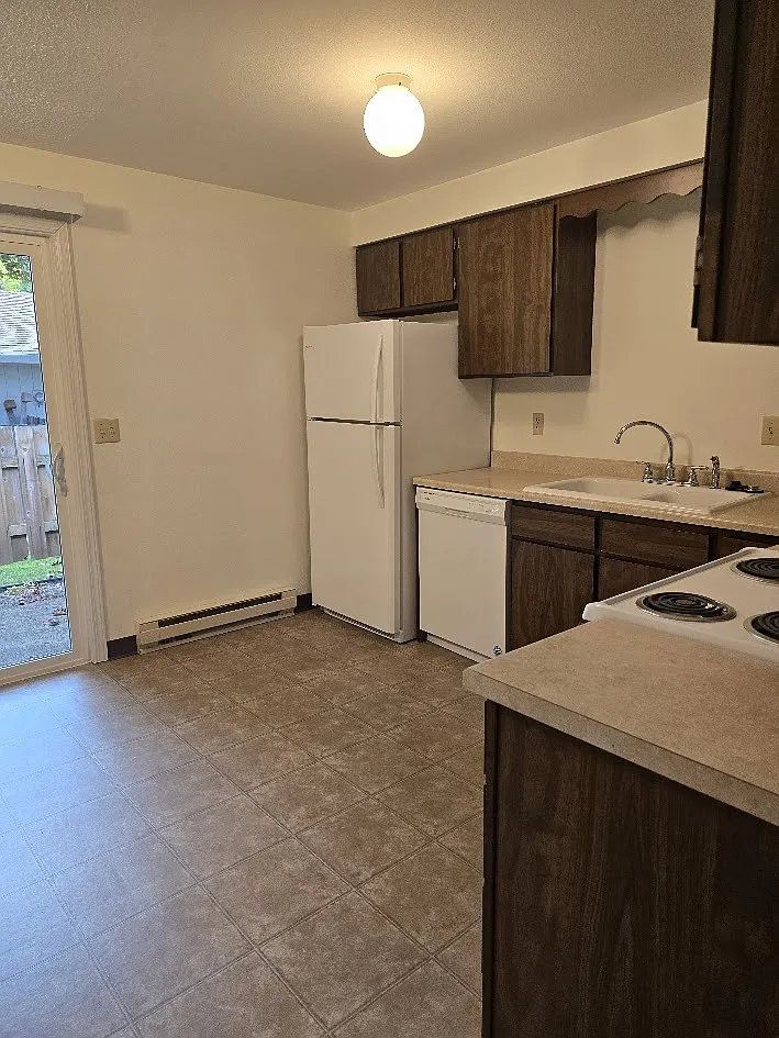 2 bed, $1,500 — Photo 4