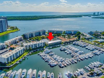 37 Yacht Club Drive #107, North Palm Beach, FL, 33408