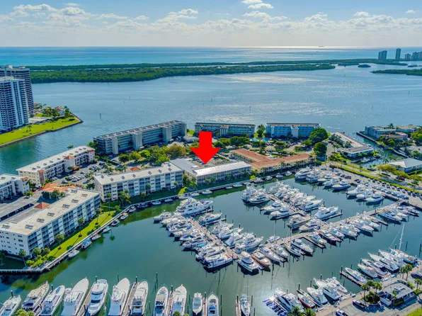 37 Yacht Club Drive #107, North Palm Beach, FL 33408