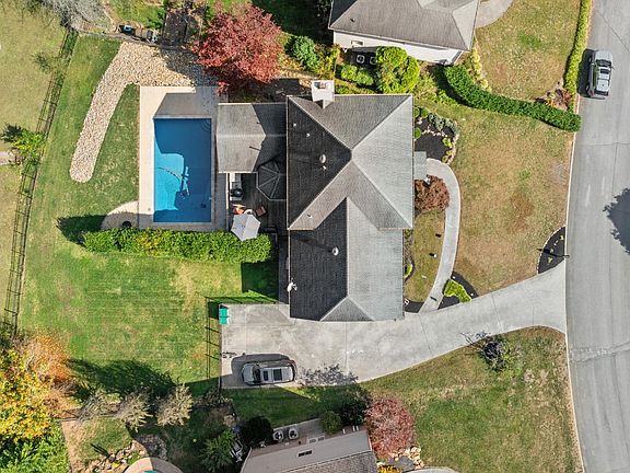 4th image of 8305 Birch Run Ln