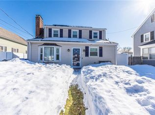 671 Benefit St, Pawtucket, RI 02861