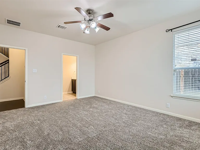 1905 Laminar Creek Rd — Photo 12