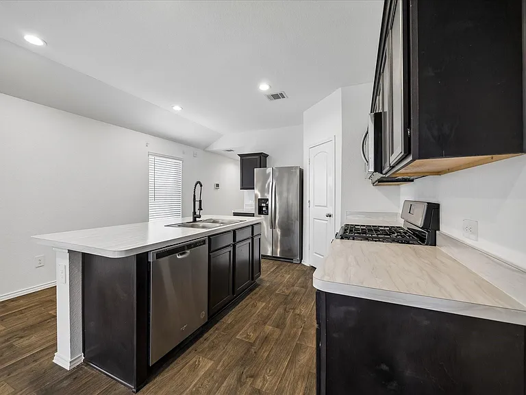 16691 Lonely Pines Dr — Photo 14