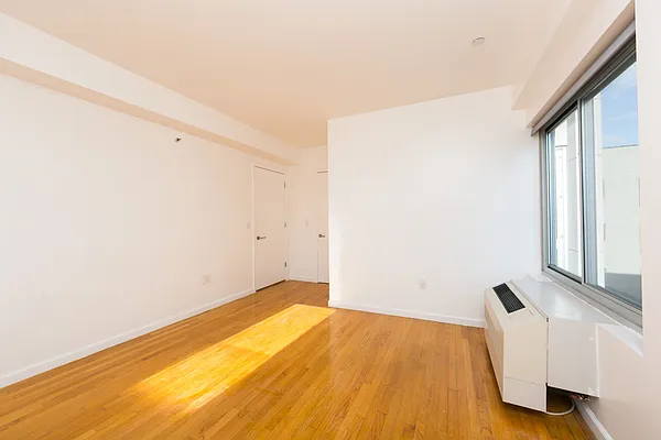 Sold by Alina Levina, LREB | media 6