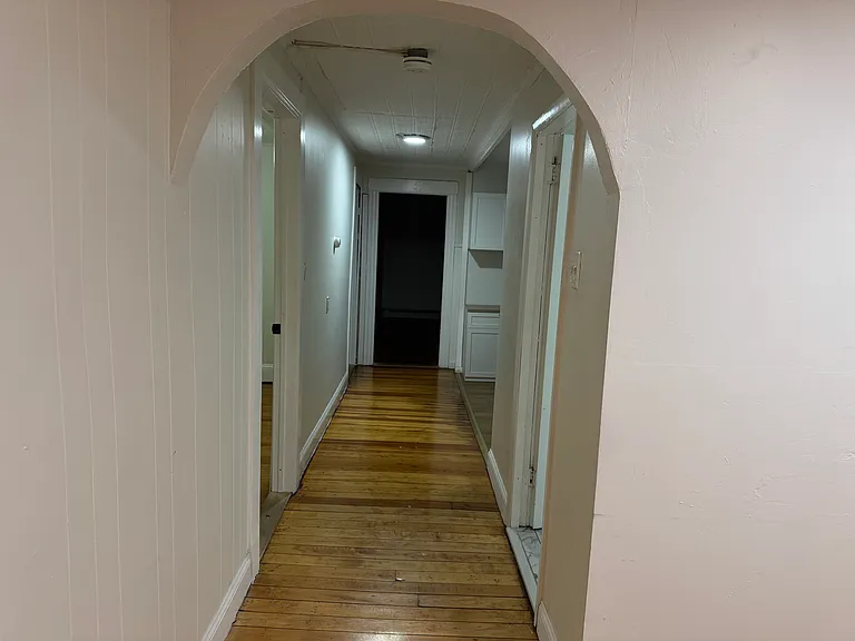 160 Washington St #2 — Photo 14
