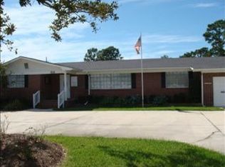 921 Charlie Smith Sr Hwy, Saint Marys, GA 31558