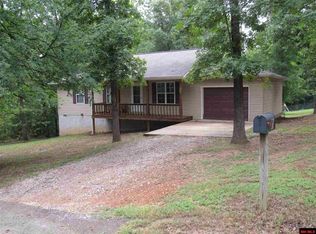 205 W Division Ave, Yellville, AR 72687