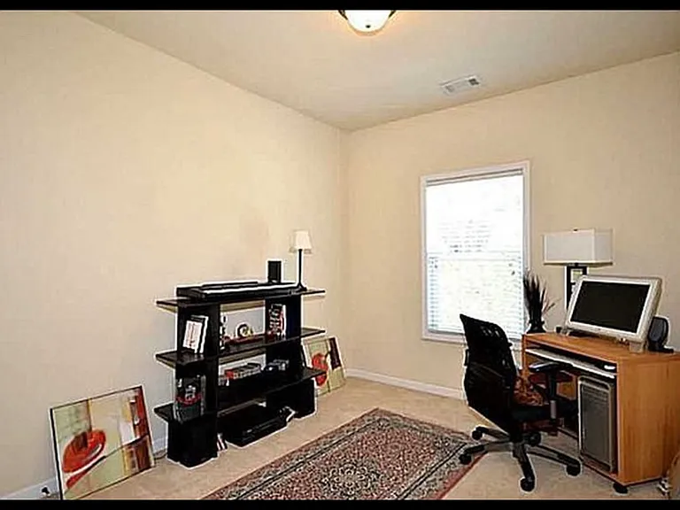 4925 Hastings Ter — Photo 7