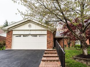 2395 Baxton Way, Chesterfield, MO